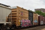 505617